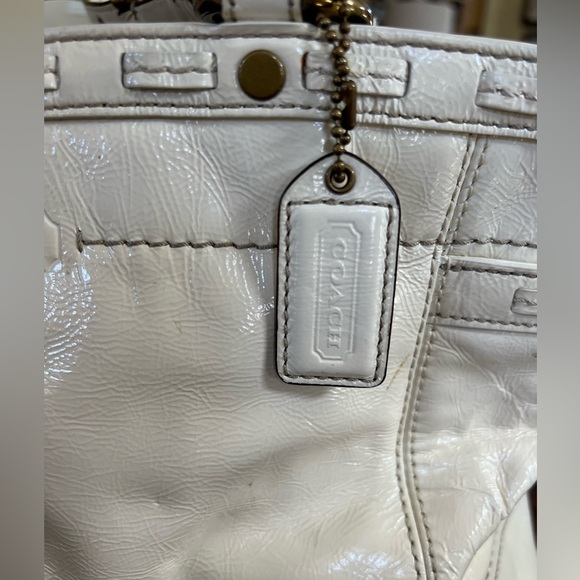 🌸Coach Patent Leather Satchel Shoulder Bag Cream A0873-11500🌸 - Picture 8 of 12